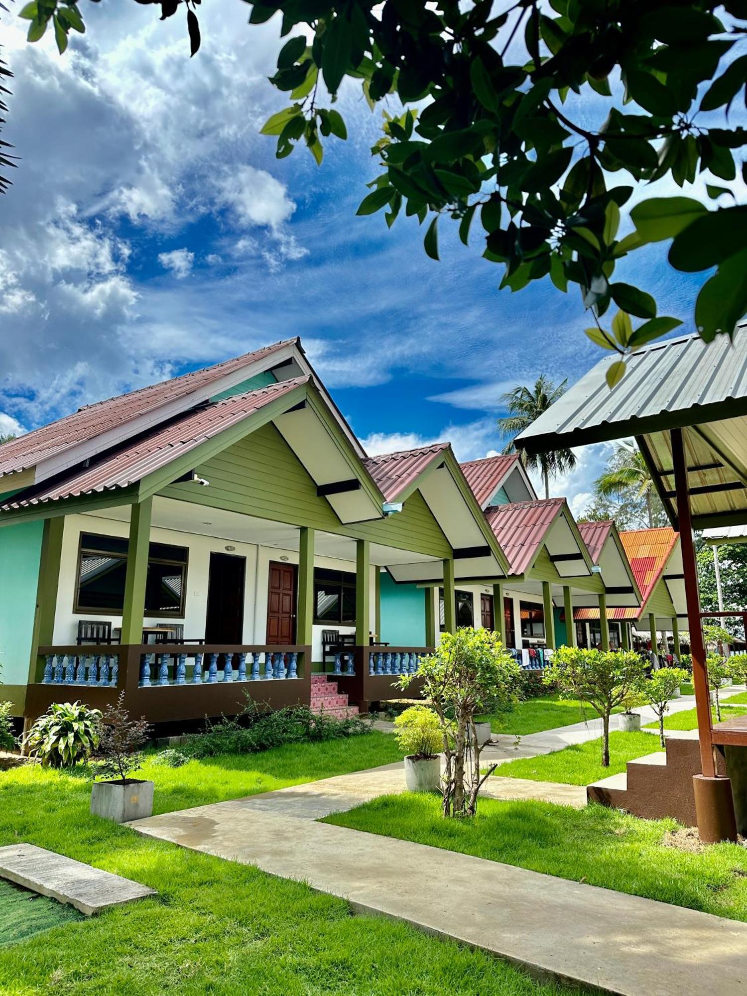 Lanta L.D. Beach Bungalow Ko Lanta Exterior foto
