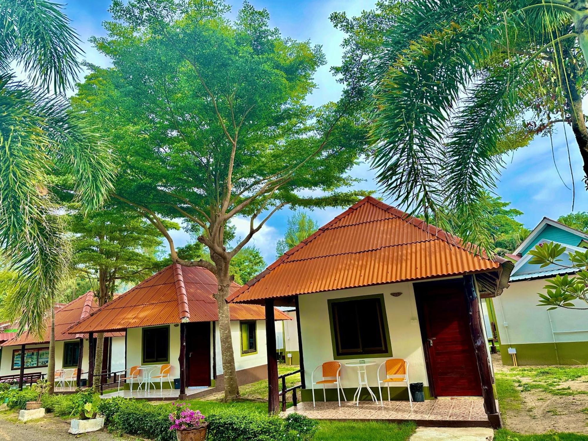 Lanta L.D. Beach Bungalow Ko Lanta Exterior foto