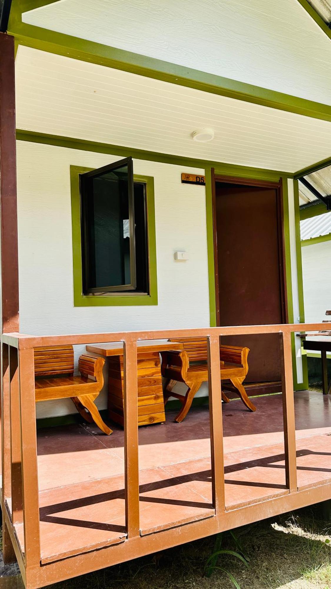 Lanta L.D. Beach Bungalow Ko Lanta Exterior foto