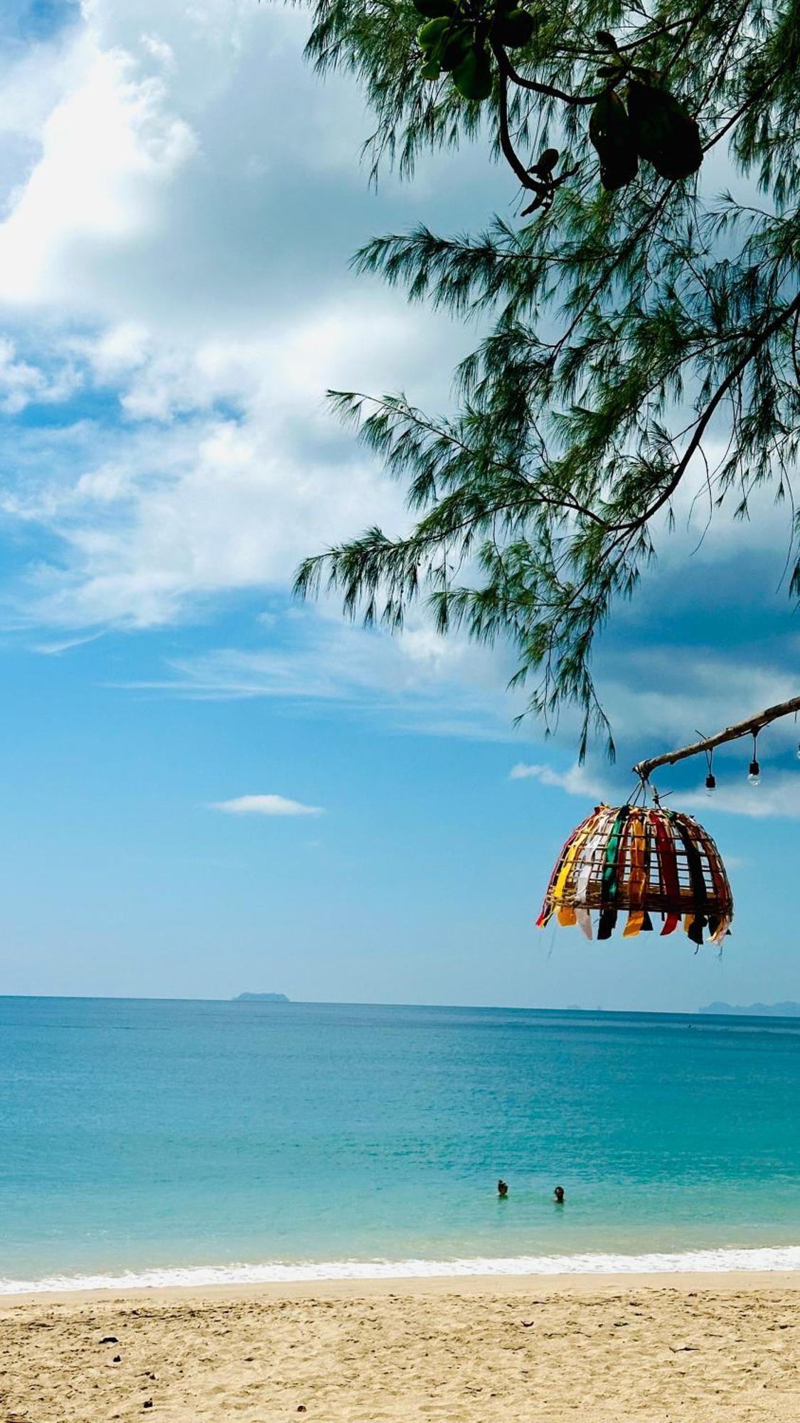 Lanta L.D. Beach Bungalow Ko Lanta Exterior foto
